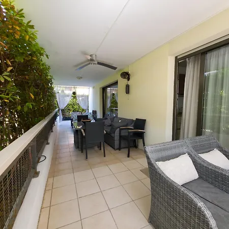 Apartment Appartament-villa 5 Pieces Au Borde De La Villeneuve-Loubet