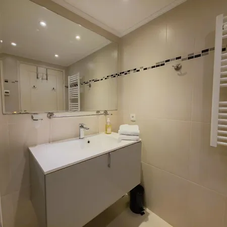 Appartament-villa 5 Pieces Au Borde De La شقة