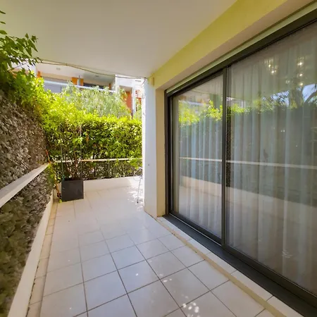 Appartament-villa 5 Pieces Au Borde De La شقة *